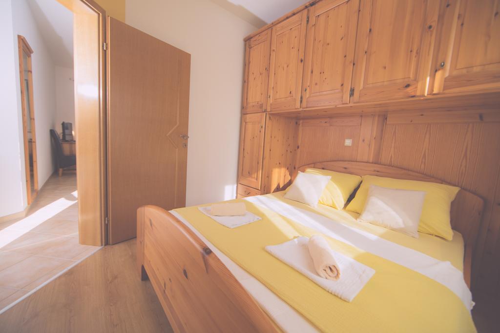 Apartments Meri Ližnjan 部屋 写真