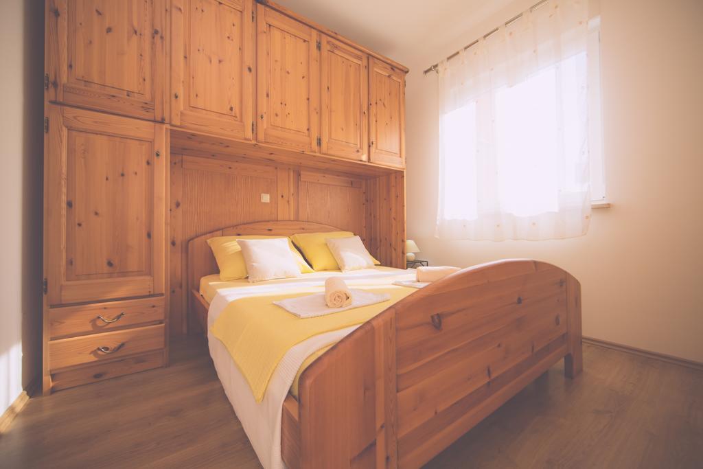 Apartments Meri Ližnjan 部屋 写真